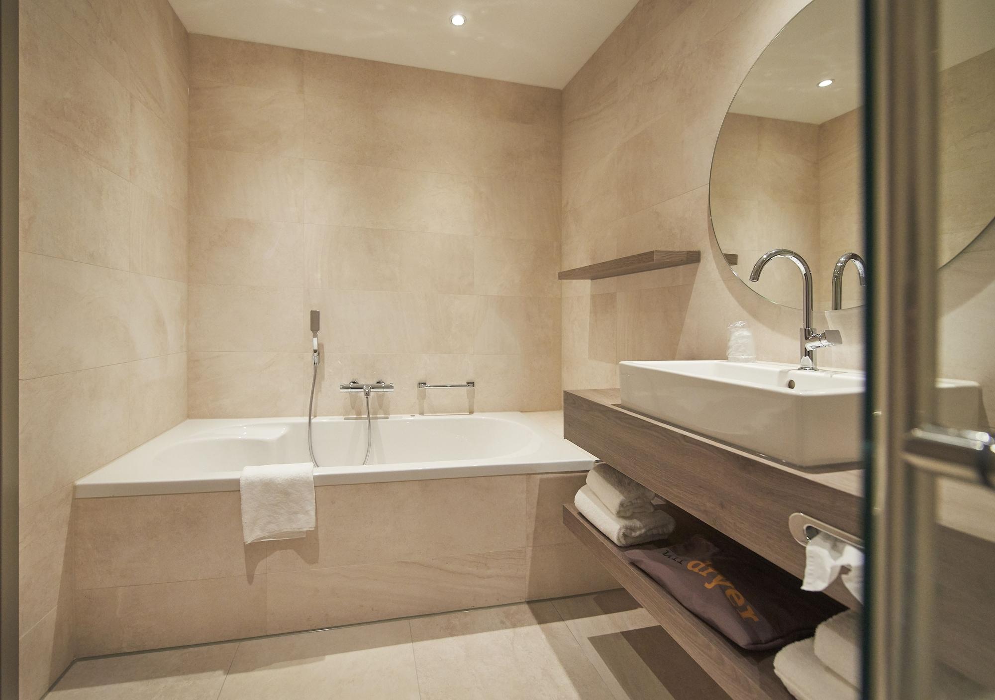 Van Der Valk Hotel Leeuwarden Zewnętrze zdjęcie
